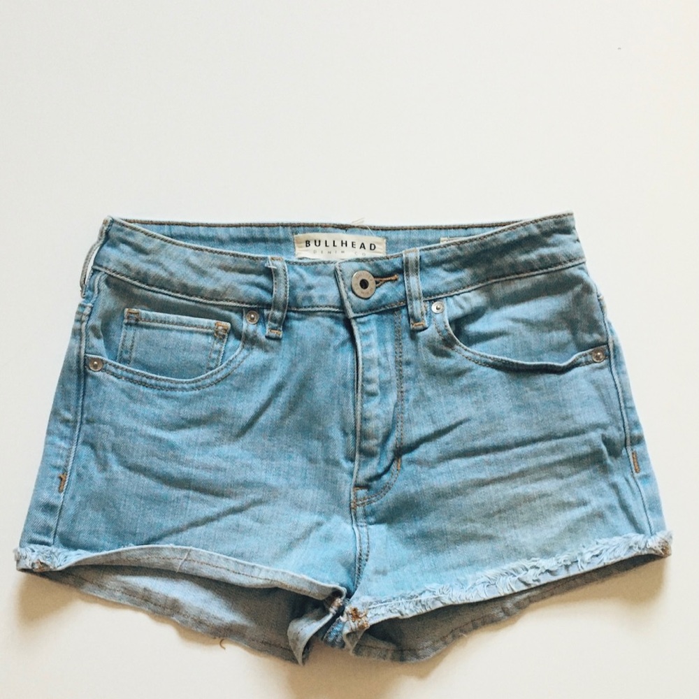 Bullhead Super High Rise Shorty Denim Jean Shorts Size 3 - Picture 2 of 4